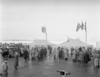 02_1945.jpg