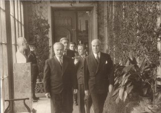 18_1945.jpg
